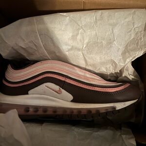 Nike Women's Pink and Brown Sneakers